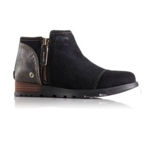 Sorel Major Low black booties size 7